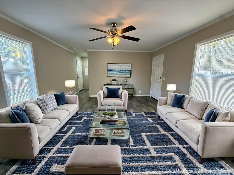 Primary Photo - 12501 Apple Ln