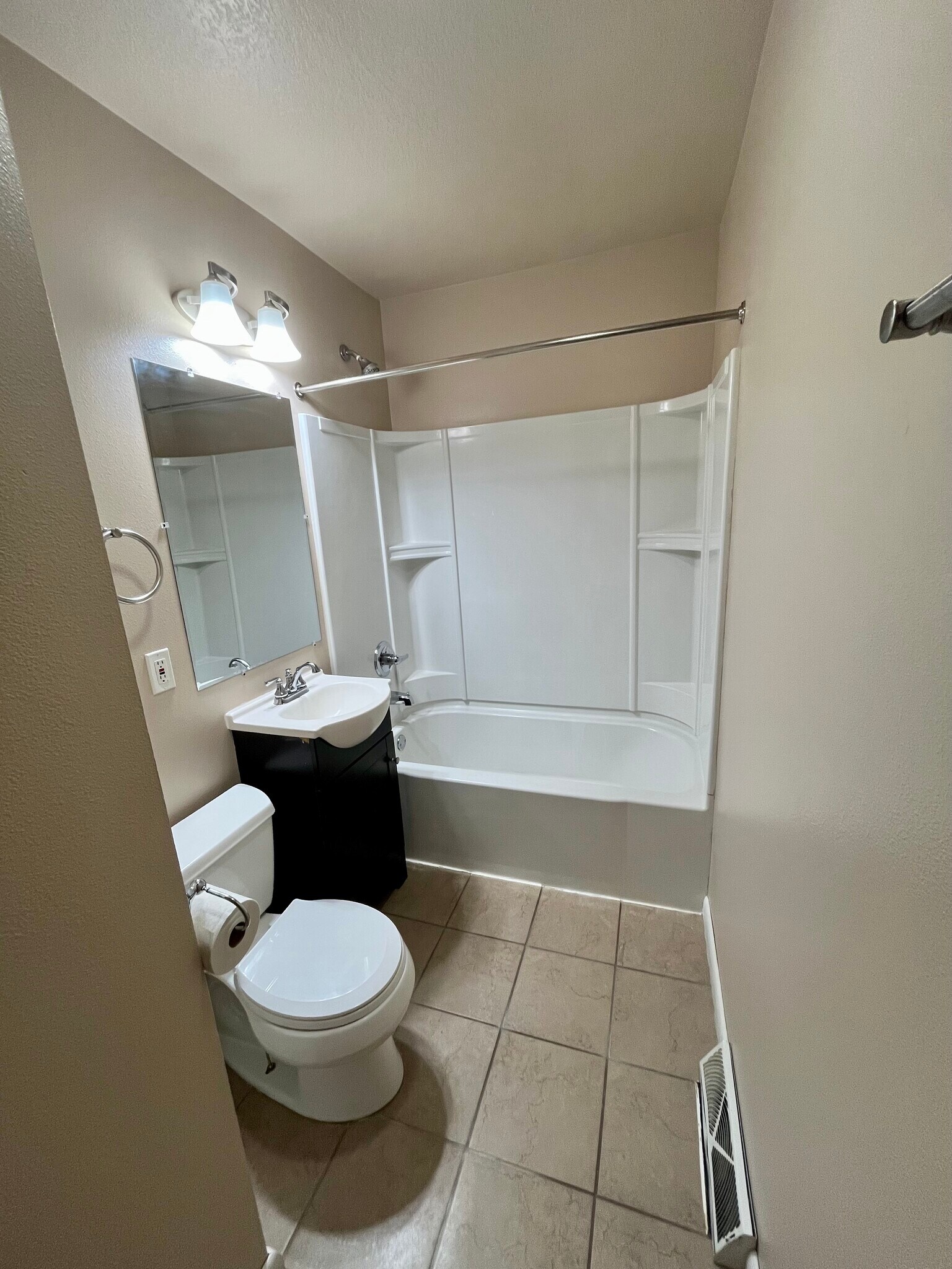 Building Photo - 3107 59th St