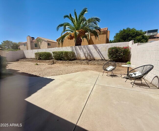 Building Photo - 4338 E Brookwood Ct