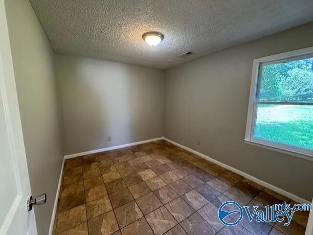 Building Photo - 10804 Paradise Shores