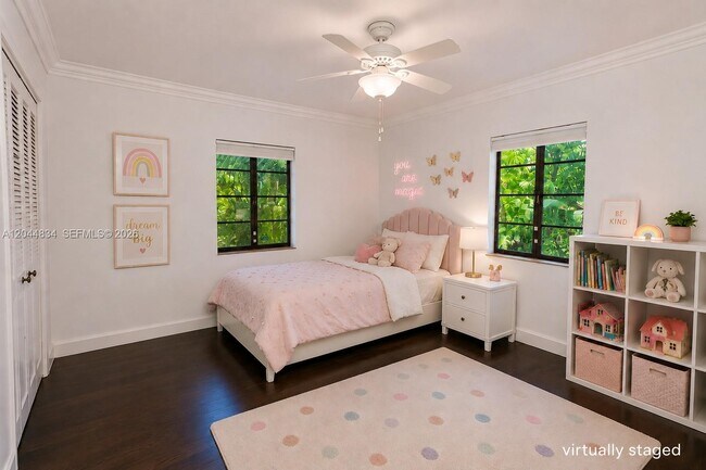 Building Photo - 5390 Sunset Dr