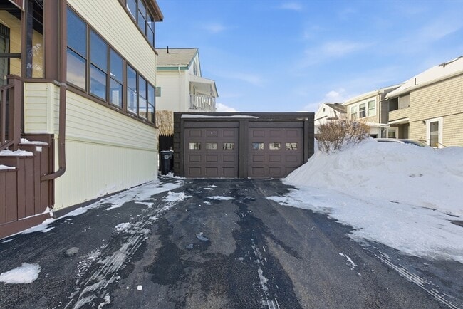 Building Photo - 7 Clyde Rd