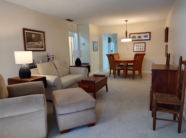 Building Photo - 925 N Tremain St