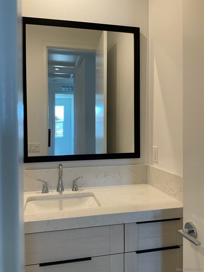 Building Photo - 2636 Everly Dr