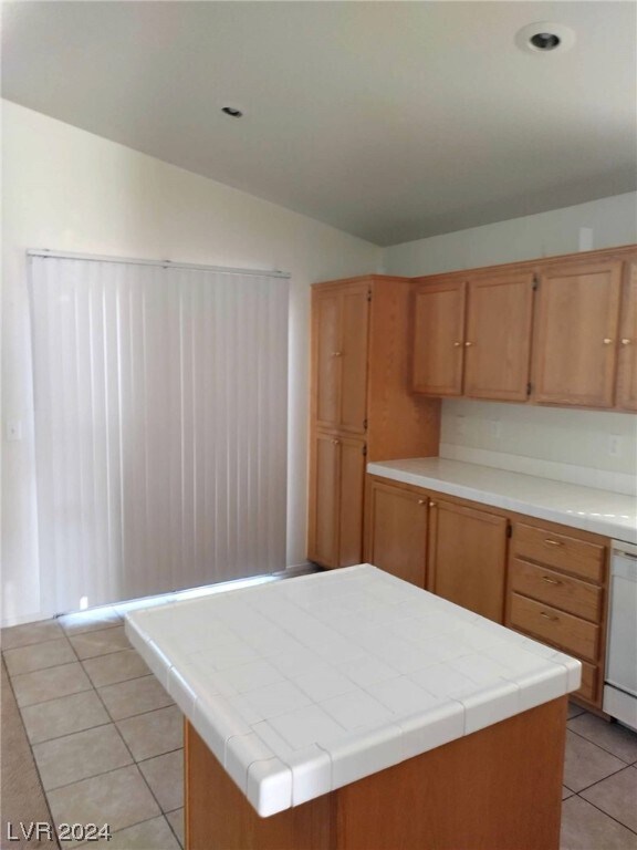 Building Photo - 4856 Minturn Ave