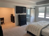 Building Photo - 15980 Mavericks Ln