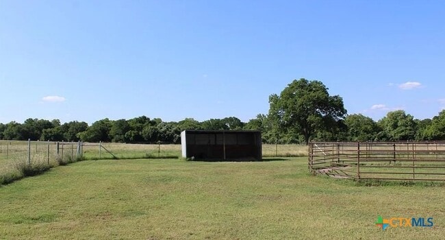 Building Photo - 256 Co Rd 481