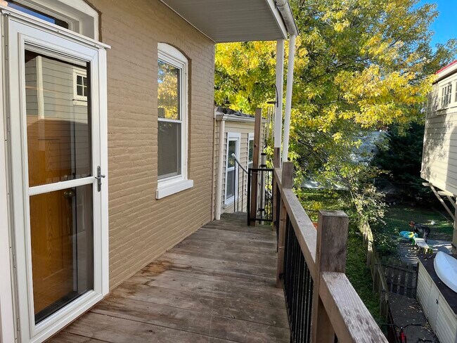 Private deck with spiral stairs - 441 W Lemon St