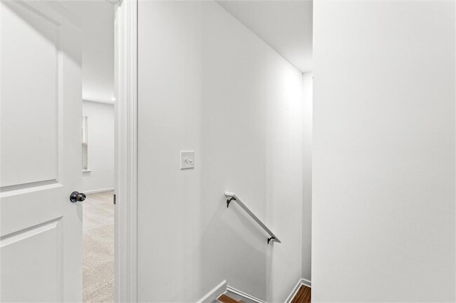 Building Photo - 166 Vision St