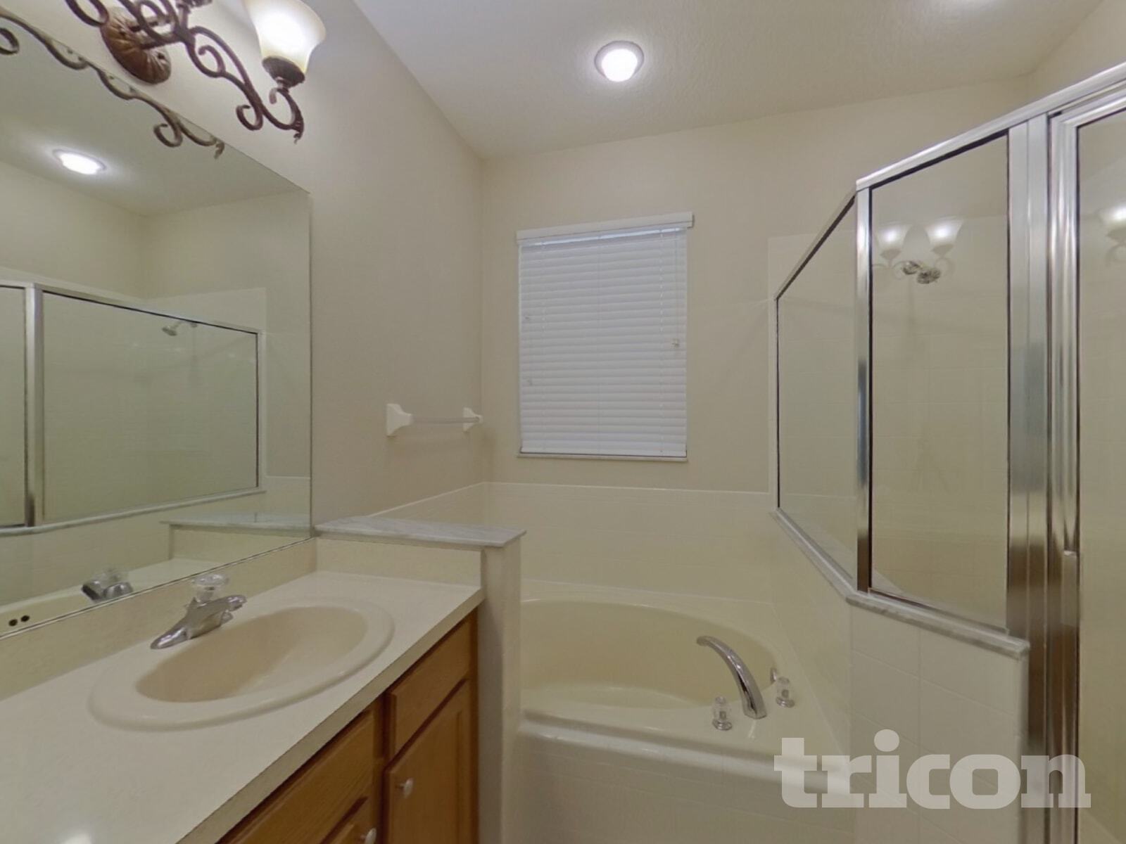 Building Photo - 1720 Mountclair Ct