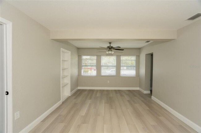 Building Photo - 1310 30th St W