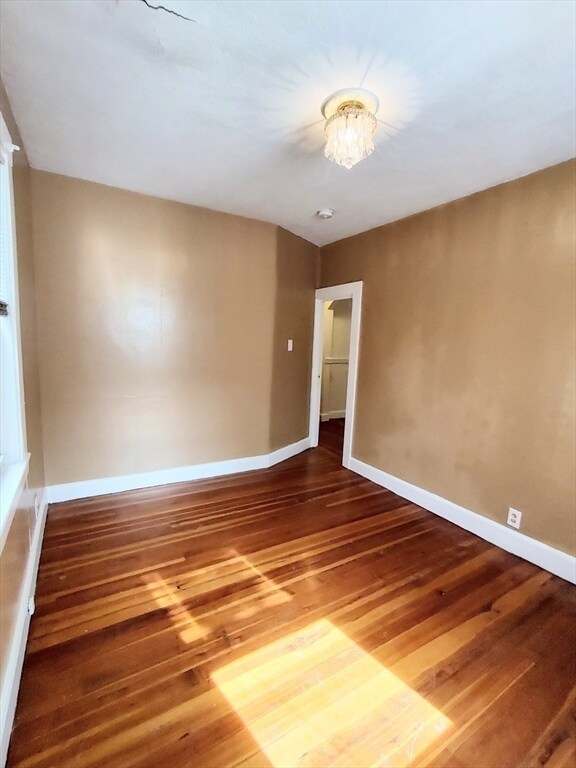 Building Photo - 35 Clifton St