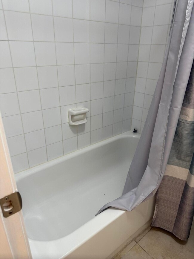 Building Photo - 21583 Villa Nova Dr