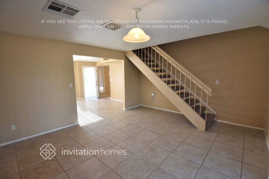 Building Photo - 3410 N 90th Dr