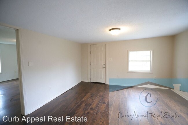 Building Photo - 2 br, 1 bath House - 820 Warren