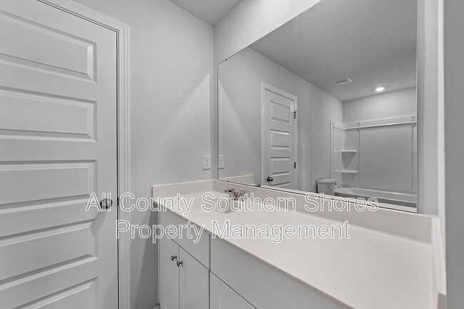 Building Photo - 239 Brackish Dr