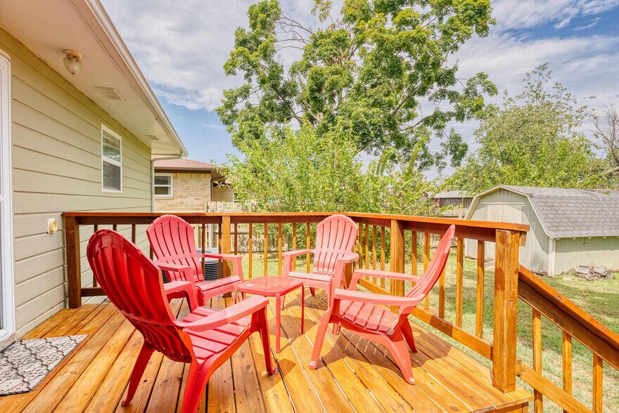 Building Photo - 312 Crestview Dr