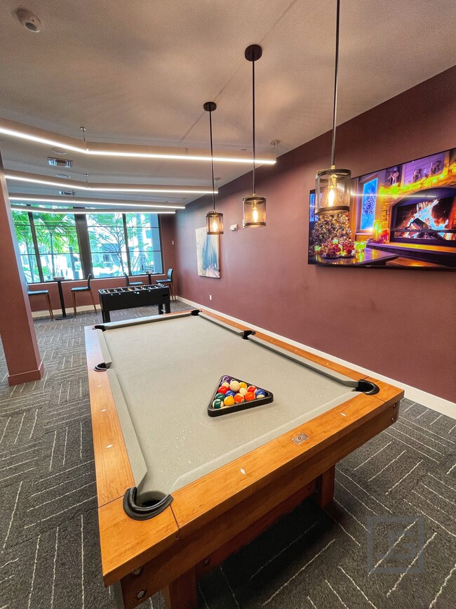 Game Room - 7012 Woodmont Ave