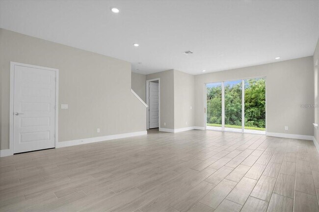 Building Photo - 7818 Spectrum Dr