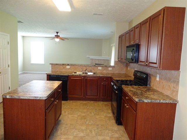 Building Photo - 7105 Flagstone Pl