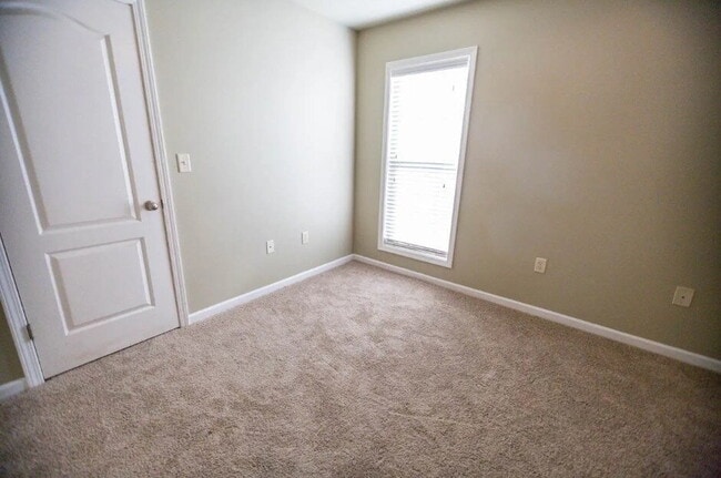 Building Photo - "Charming 3-Bedroom Home with 2 Baths and 1600 Sq Ft of Comfort in Jonesboro!"