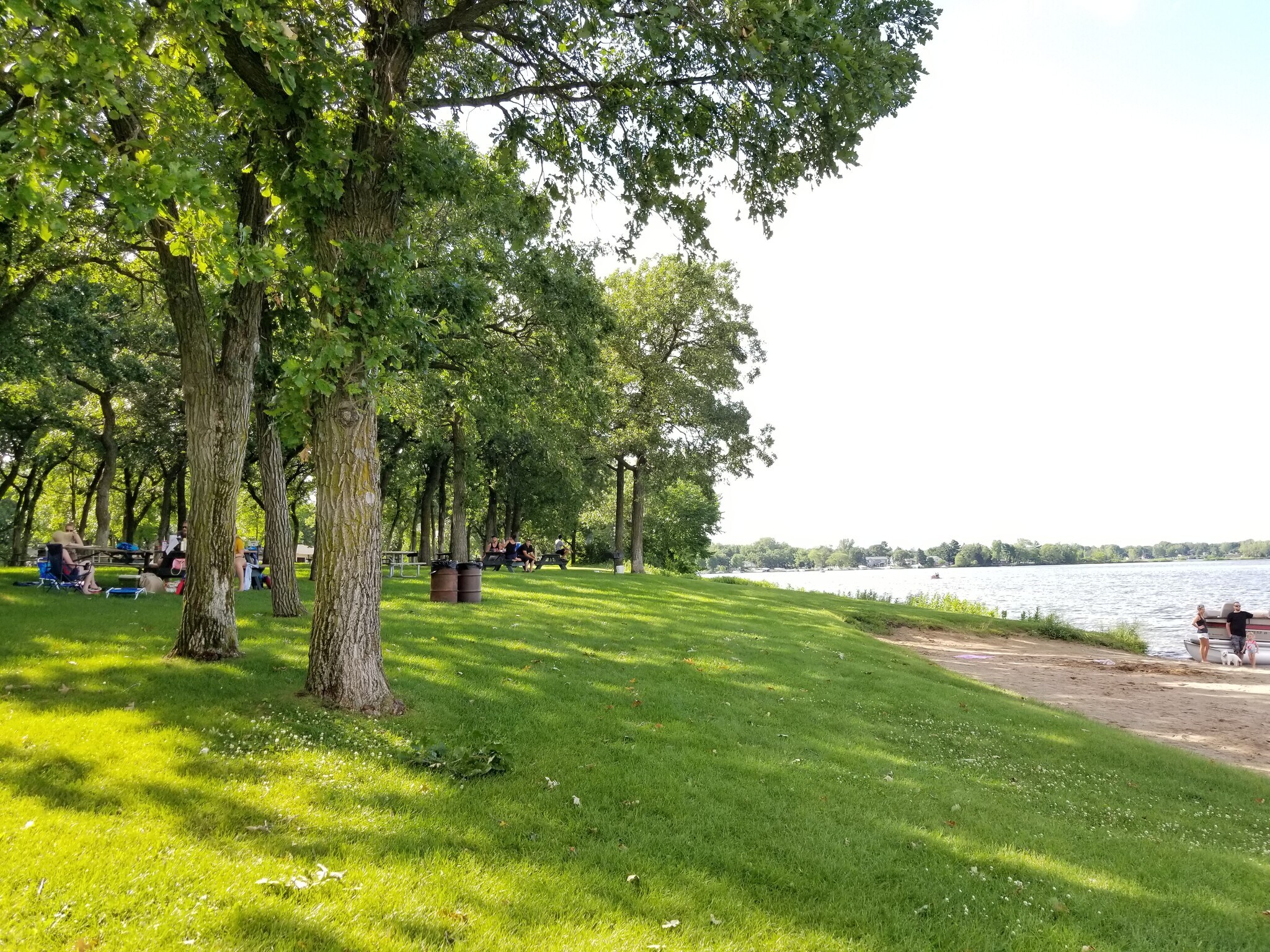 Building Photo - 220 Leighton Dr