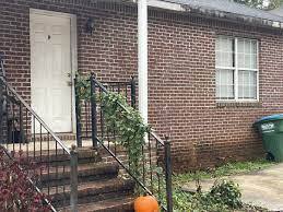 Primary Photo - Wolf Manor