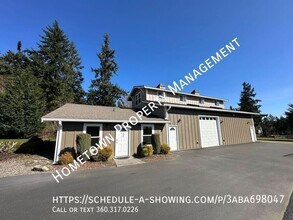 Building Photo - 4047 Legacy Dr NE