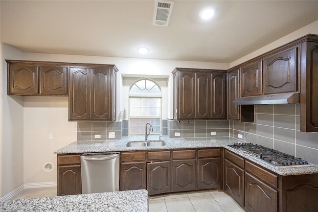 Building Photo - 1305 Needle Cactus Dr