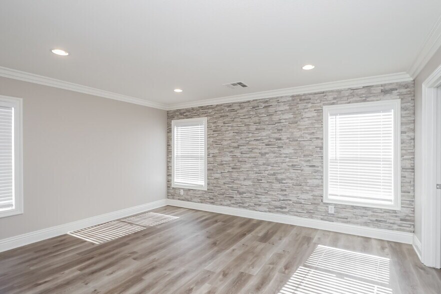 Building Photo - 6369 Coral Flower Ct