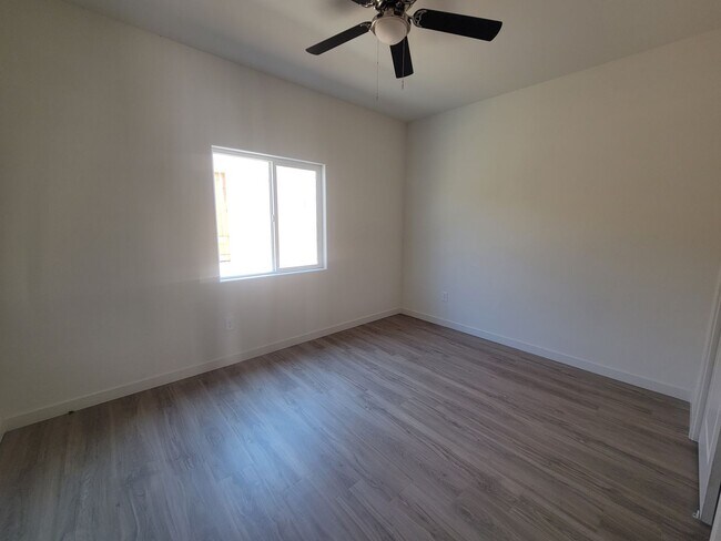 Building Photo - 8418 Grandy St