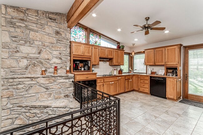 Building Photo - Please View 3D Virtual Walk-Through Before Scheduling a Showing
