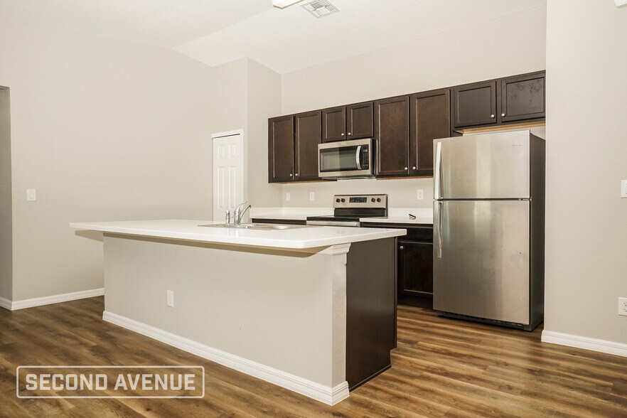 Building Photo - 2747 Ponce De Leon Blvd