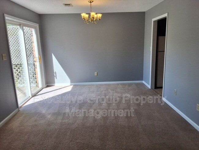 Building Photo - 716 Rogersville Rd