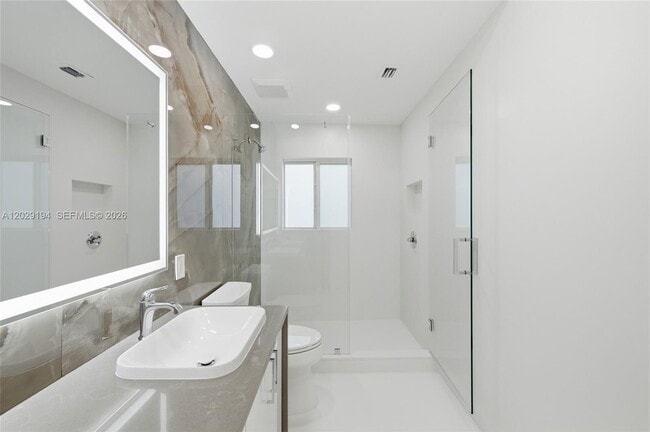 Building Photo - 22384 Thousand Pines Ln
