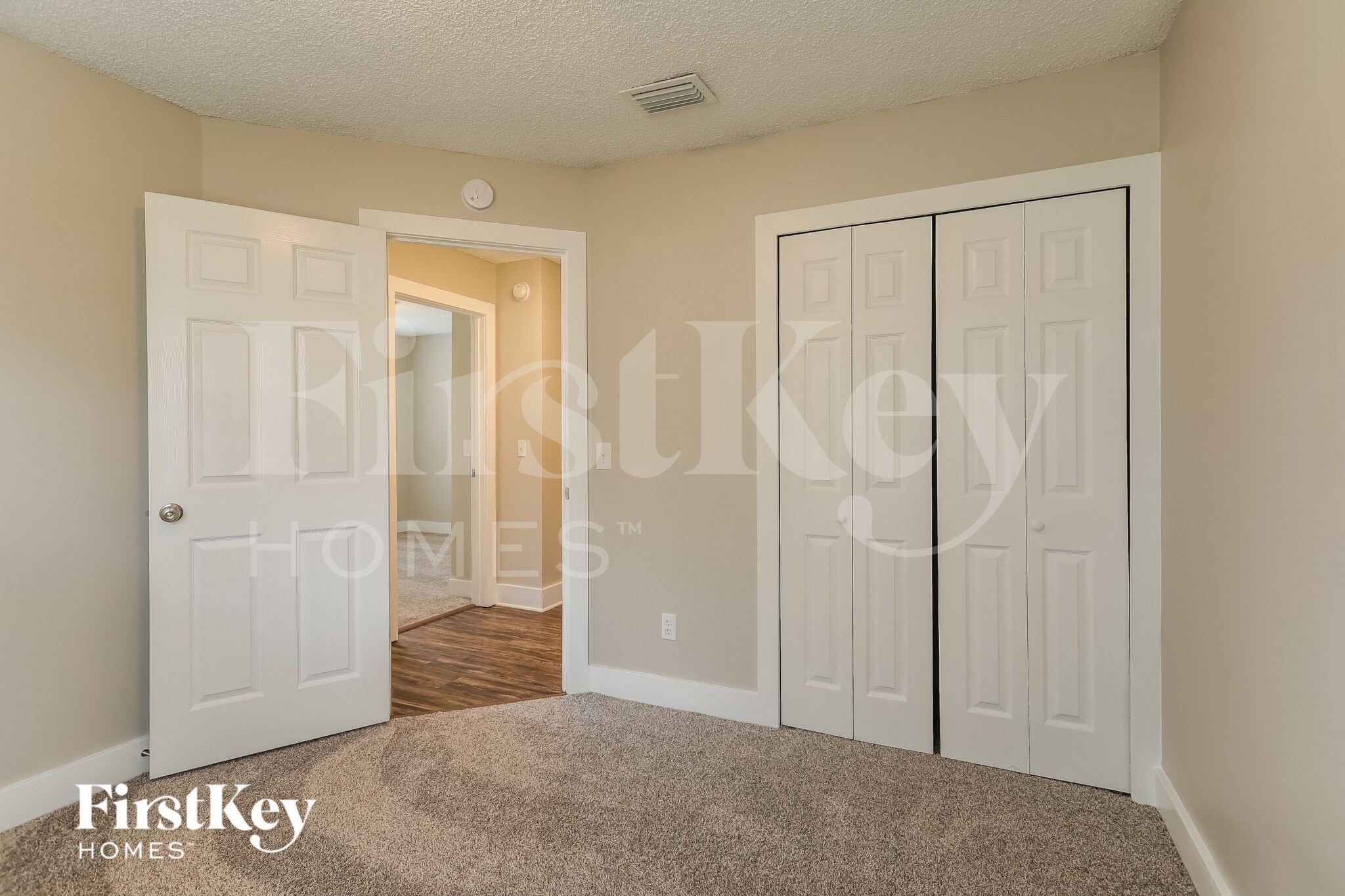 Building Photo - 8717 Irongate Dr