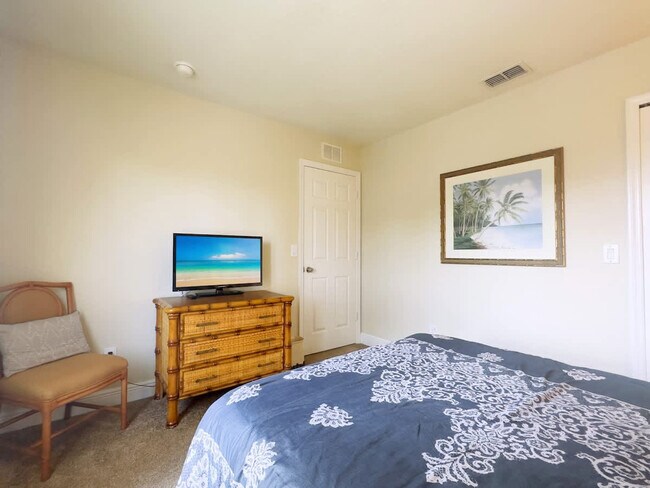 Building Photo - 3306 Calabria Ave