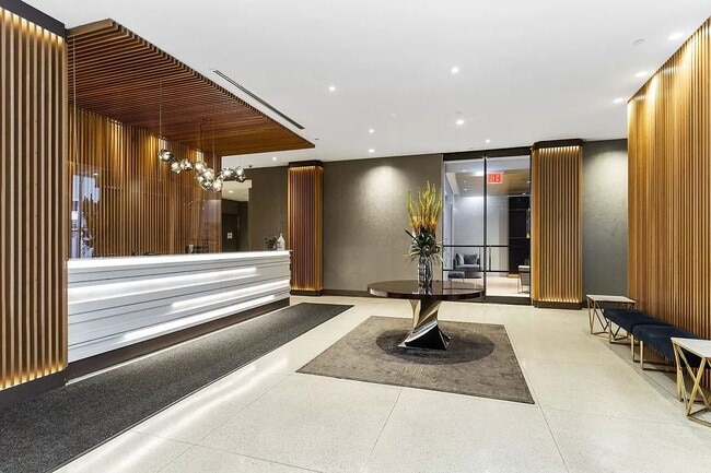 Building Photo - Park Place