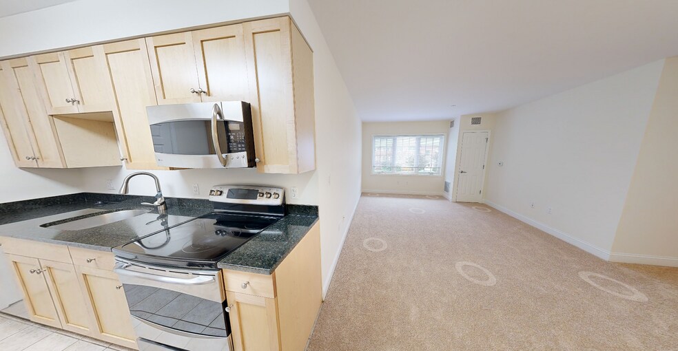 Building Photo - 125 Edgemere Rd