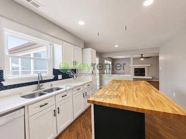 Building Photo - 1197 Dovetail Ct