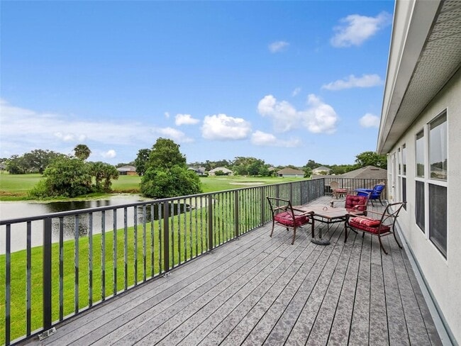 Building Photo - 1976 The Oaks Blvd