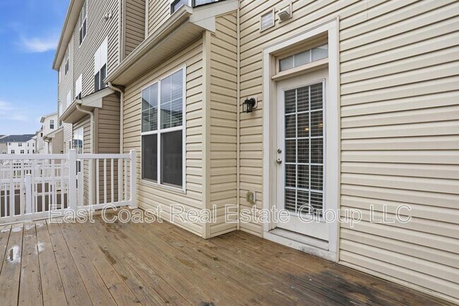 Building Photo - 5891 Bella Marie Wy