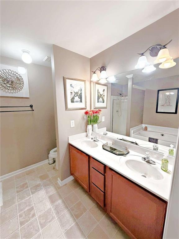 Building Photo - 2708 Beynon Ln NE