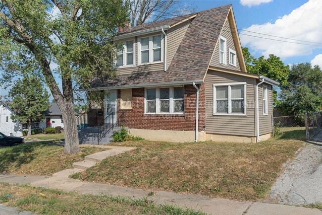 Building Photo - 44 Blakemore Pl