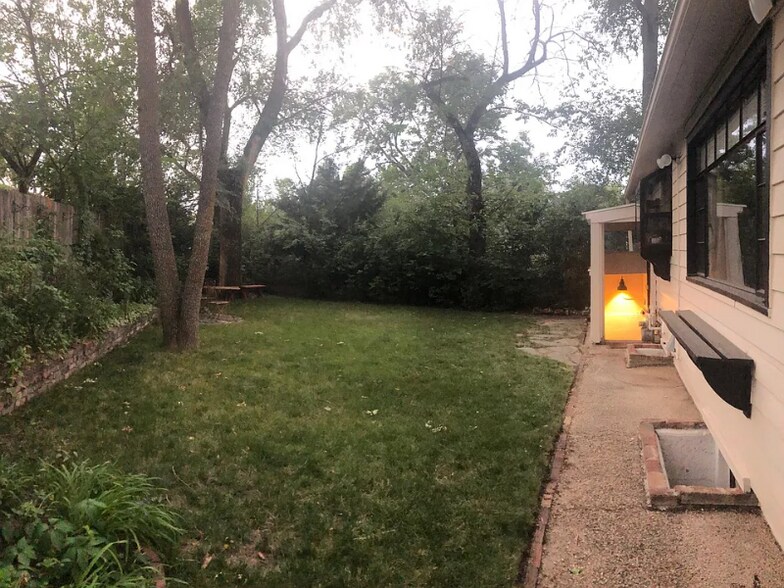 Building Photo - 1429 Columbia St