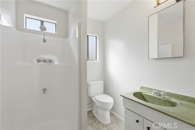 Building Photo - 815 S Juanita Ave