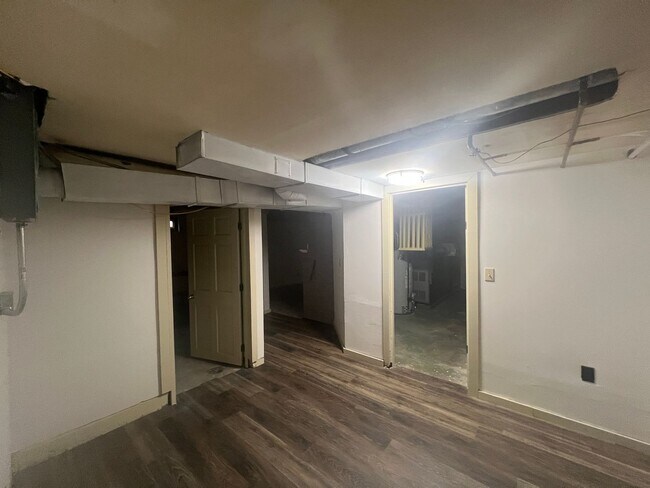 Building Photo - Click the “Apply Now” button or email wapmrentals@gmail.com for a prompt response.