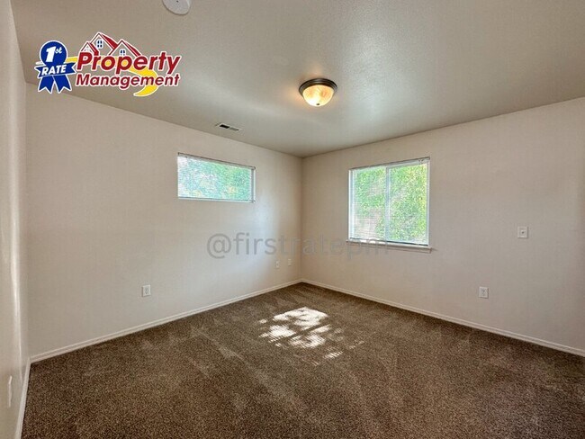 Building Photo - 4966 W Stoker Ln