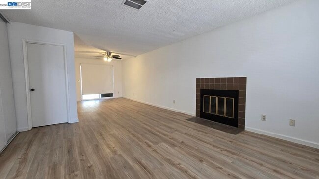 Building Photo - 29011 Colony Ct