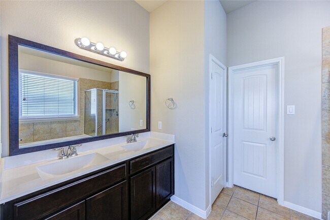Building Photo - 19306 Boulder Bay Ln